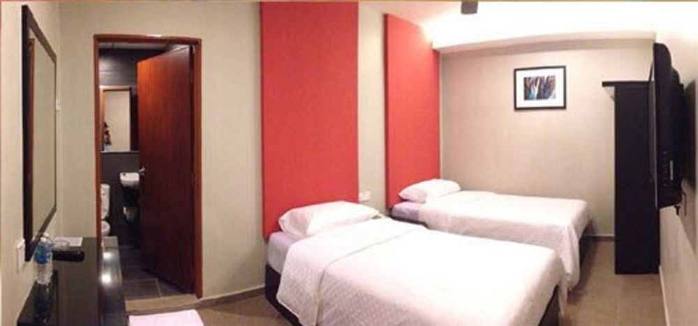 Golden Court Hotel - Tun Abdul Razak Τζόχορ Μπάχρου Εξωτερικό φωτογραφία